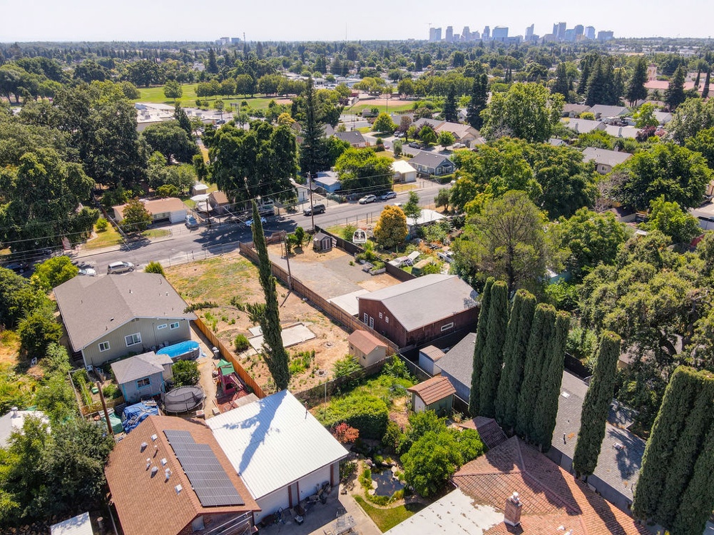 624 Jasmine Ave